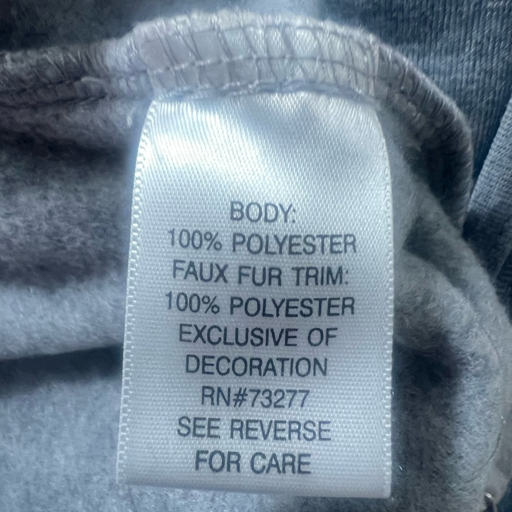 Croft & Barrow Gray Fleece Vest with Snowflake Embroidered Design small festive - Picture 10 of 10